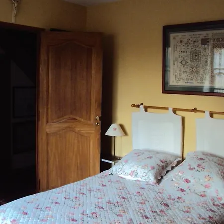 Le Paradis Nyaraló *